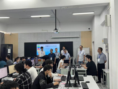 我校成功承办2024年金砖国家职业技能大赛云计算赛项江苏省选拔赛，为云计算装备技术人才培养注入新动能